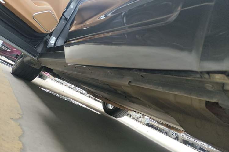 Used Li Auto ONE 2021 Extended-Range 6-Seater Version Left Side Sill