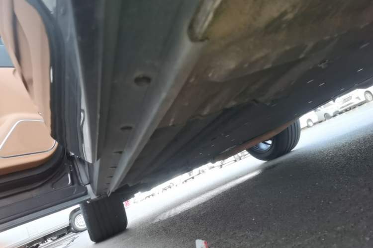 Used Li Auto ONE 2021 Extended-Range 6-Seater Version Left Side Sill