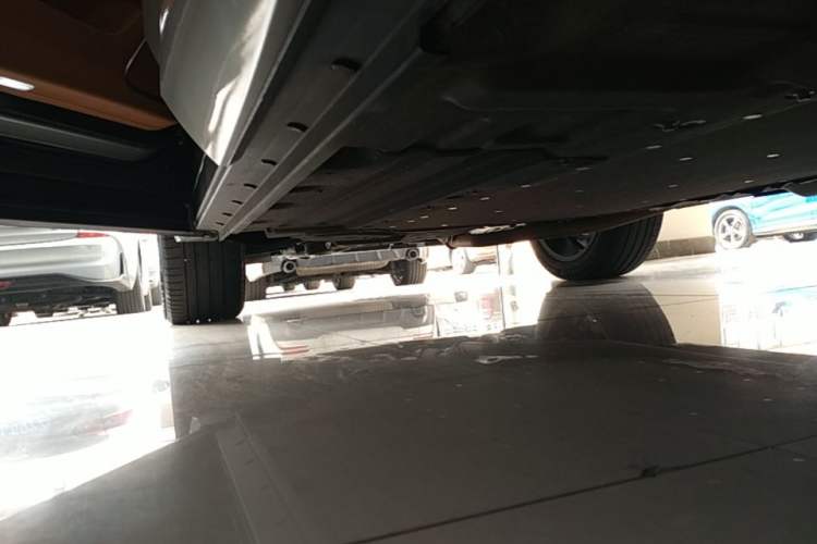 Used Li Auto ONE 2021 Extended-Range 6-Seater Version Left Side Sill