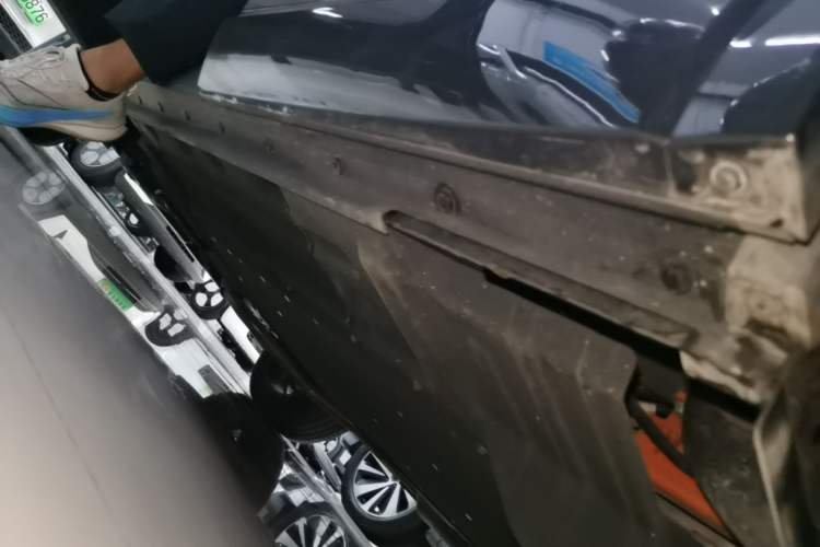 Used Li Auto ONE 2021 Extended-Range 6-Seater Version Left Side Sill