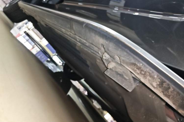 Used Li Auto ONE 2021 Extended-Range 6-Seater Version Left Side Sill