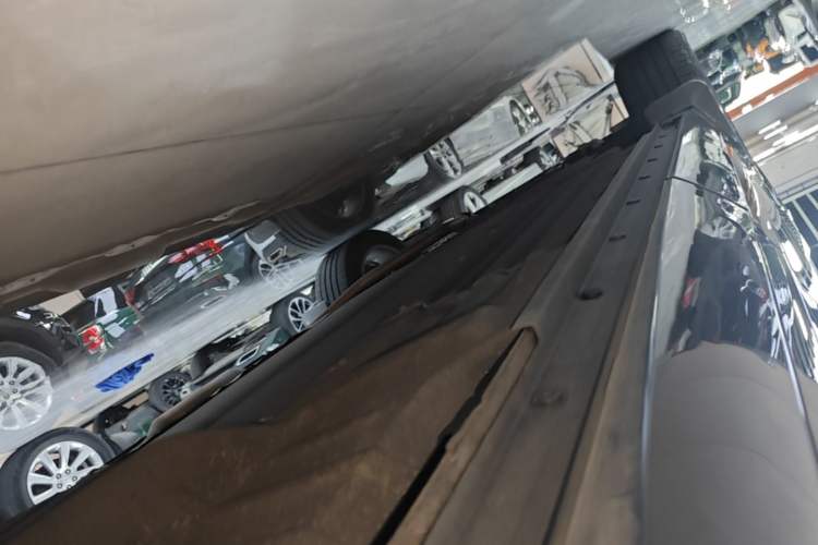 Used Li Auto ONE 2021 Extended-Range 6-Seater Version Left Side Sill