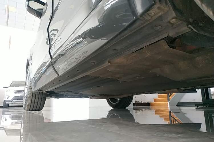 Used Li Auto ONE 2021 Extended-Range 6-Seater Version Left Side Sill
