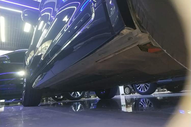 Used Li Auto ONE 2021 Extended-Range 6-Seater Version Left Side Sill