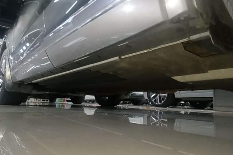 Used Li Auto ONE 2021 Extended-Range 6-Seater Version Left Side Sill