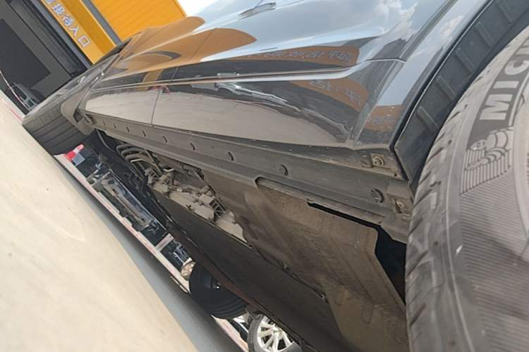 Used Li Auto ONE 2021 Extended-Range 6-Seater Version Left Side Sill