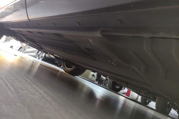 Used Li Auto ONE 2021 Extended-Range 6-Seater Version Left Side Sill