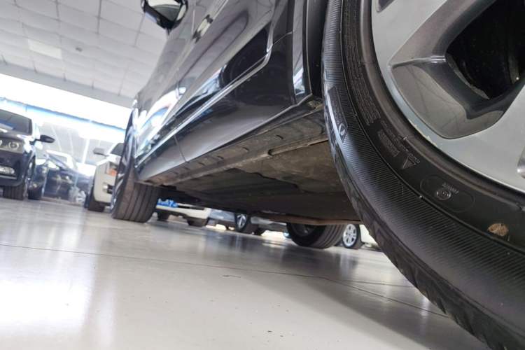 Used Li Auto ONE 2021 Extended-Range 6-Seater Version Left Side Sill
