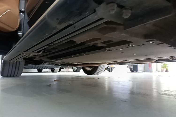 Used Li Auto ONE 2021 Extended-Range 6-Seater Version Left Side Sill