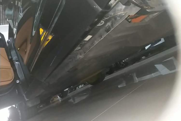Used Li Auto ONE 2021 Extended-Range 6-Seater Version Left Side Sill