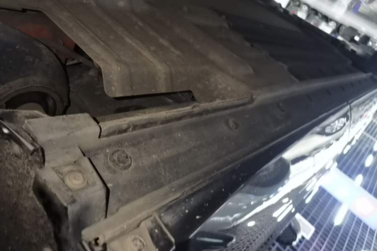 Used Li Auto ONE 2021 Extended-Range 6-Seater Version Left Side Sill