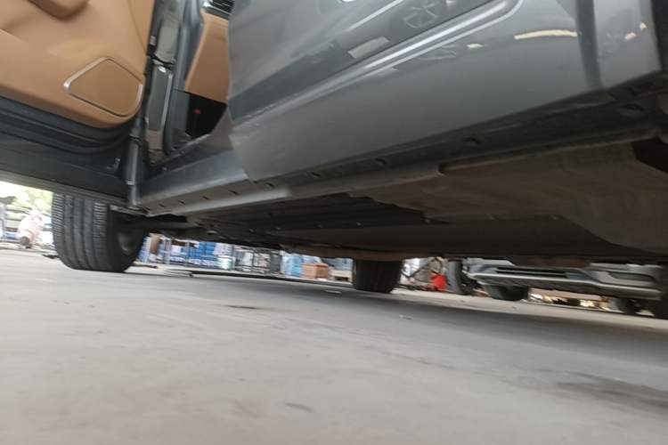 Used Li Auto ONE 2021 Extended-Range 6-Seater Version Left Side Sill