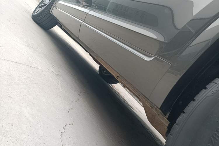 Used Li Auto ONE 2021 Extended-Range 6-Seater Version Left Side Sill