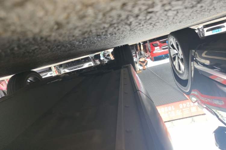 Used Li Auto ONE 2021 Extended-Range 6-Seater Version Left Side Sill