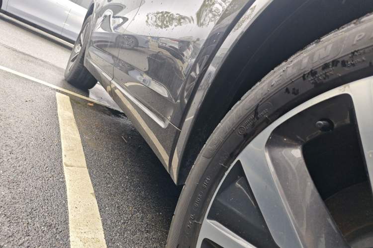 Used Li Auto ONE 2021 Extended-Range 6-Seater Version Left Side Sill