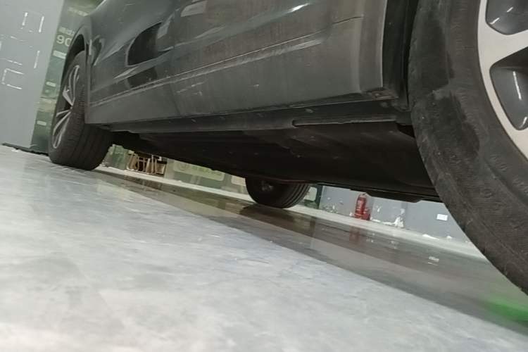 Used Li Auto ONE 2021 Extended-Range 6-Seater Version Left Side Sill