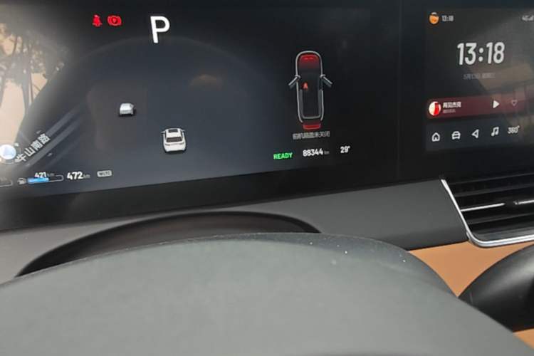 Used Li Auto ONE 2021 Extended-Range 6-Seater Version Odometer Close Up