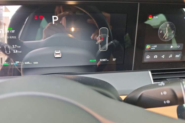 Used Li Auto ONE 2021 Extended-Range 6-Seater Version Odometer Close Up