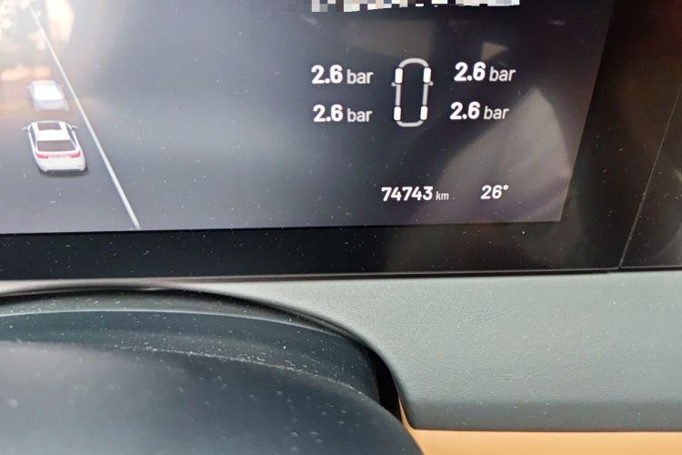 Used Li Auto ONE 2021 Extended-Range 6-Seater Version Odometer Close Up