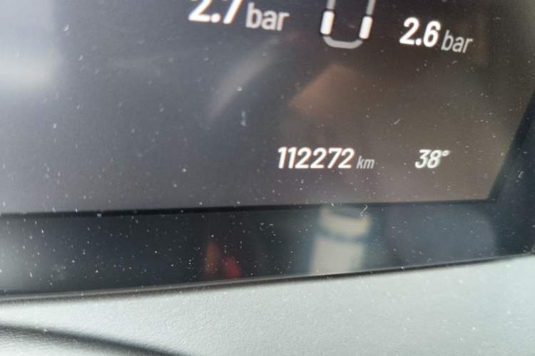 Used Li Auto ONE 2021 Extended-Range 6-Seater Version Odometer Close Up