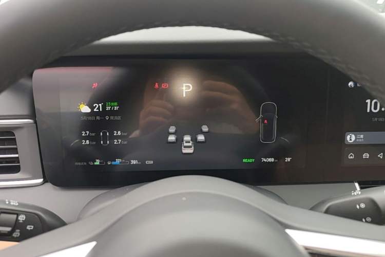 Used Li Auto ONE 2021 Extended-Range 6-Seater Version Odometer Close Up