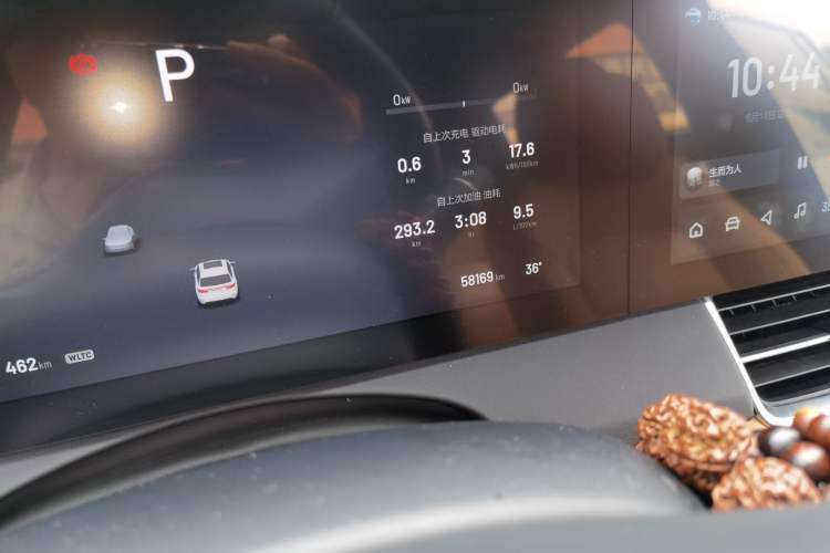 Used Li Auto ONE 2021 Extended-Range 6-Seater Version Odometer Close Up