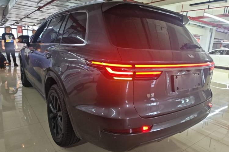 Used Li Auto ONE 2021 Extended-Range 6-Seater Version Rear Left 45 Deg