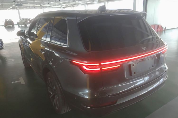 Used Li Auto ONE 2021 Extended-Range 6-Seater Version Rear Left 45 Deg