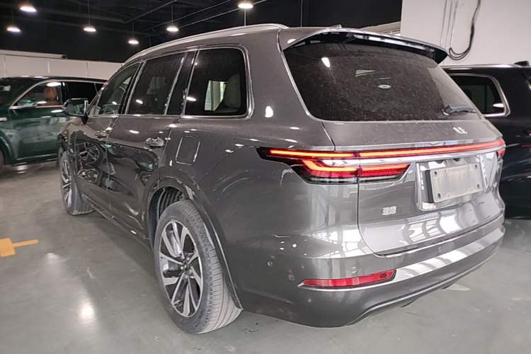 Used Li Auto ONE 2021 Extended-Range 6-Seater Version Rear Left 45 Deg