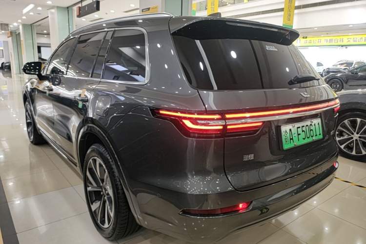 Used Li Auto ONE 2021 Extended-Range 6-Seater Version Rear Left 45 Deg