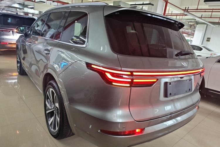 Used Li Auto ONE 2021 Extended-Range 6-Seater Version Rear Left 45 Deg