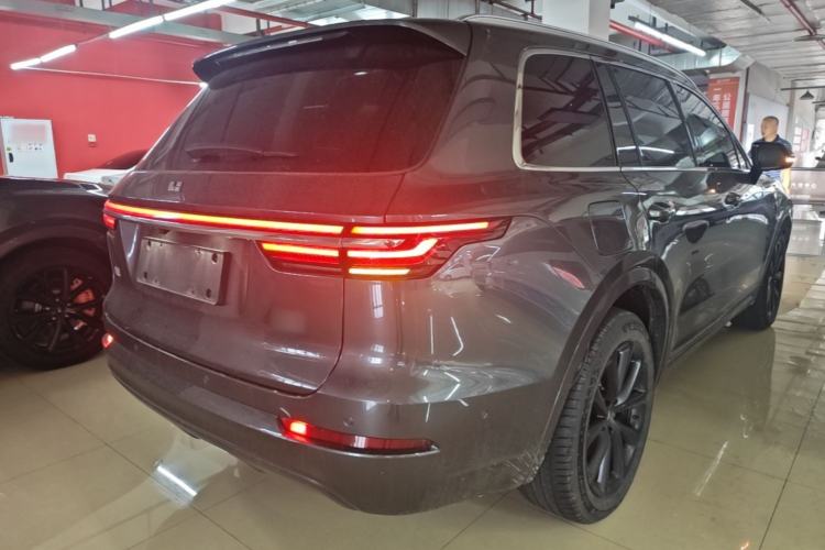 Used Li Auto ONE 2021 Extended-Range 6-Seater Version Rear Right 45 Deg