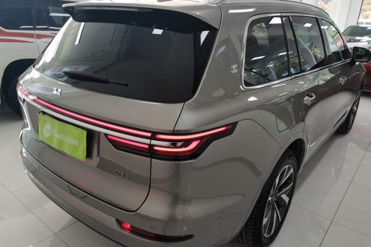 Used Li Auto ONE 2021 Extended-Range 6-Seater Version Rear Right 45 Deg