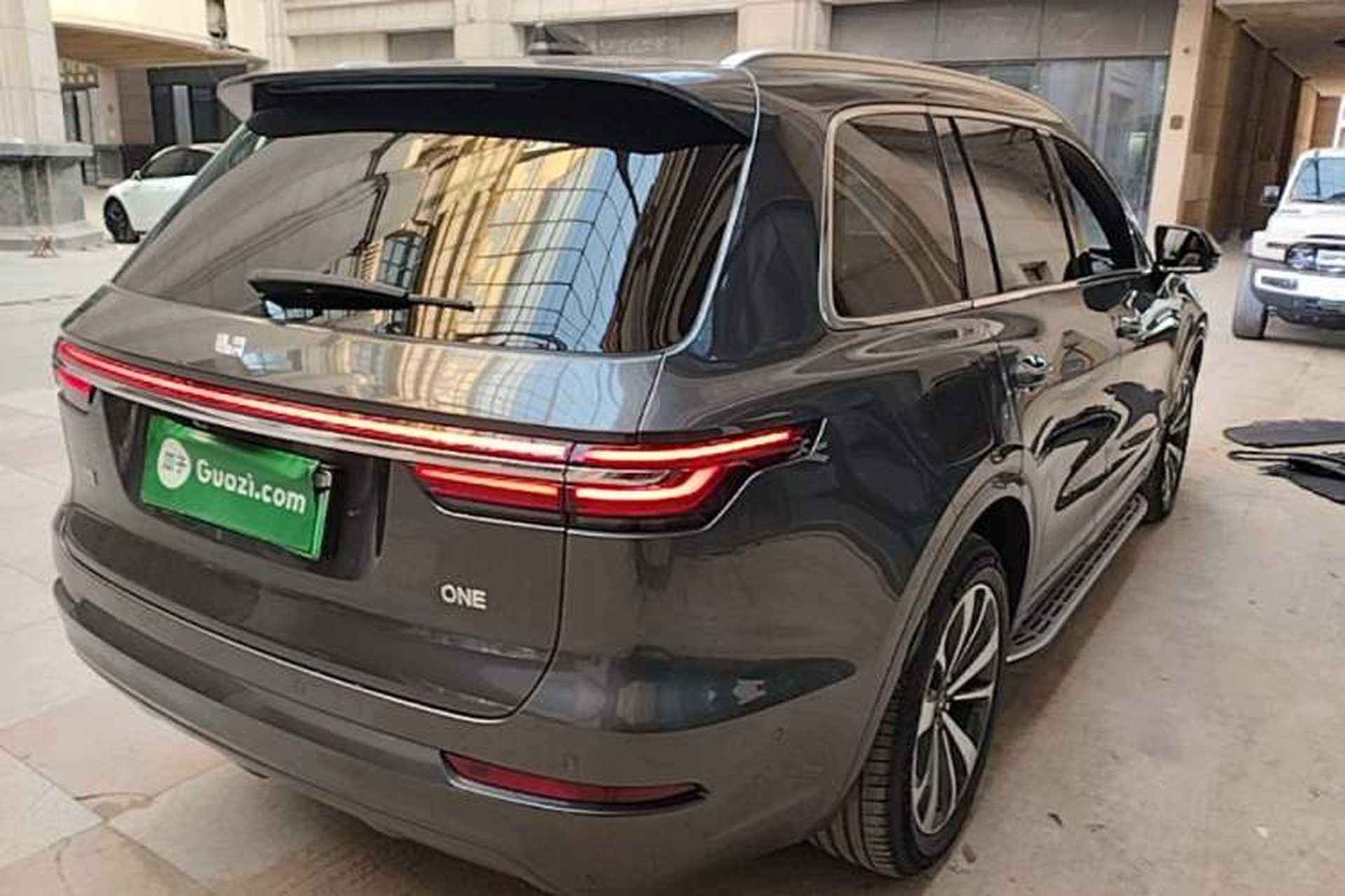 Used Li Auto ONE 2021 Extended-Range 6-Seater Version Rear Right 45 Deg