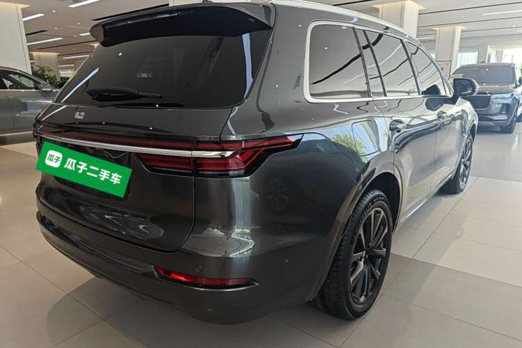Used Li Auto ONE 2021 Extended-Range 6-Seater Version Rear Right 45 Deg