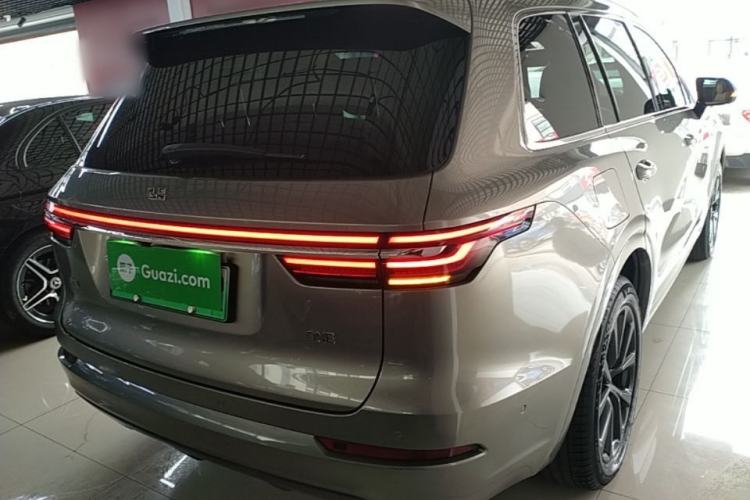 Used Li Auto ONE 2021 Extended-Range 6-Seater Version Rear Right 45 Deg
