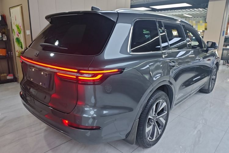 Used Li Auto ONE 2021 Extended-Range 6-Seater Version Rear Right 45 Deg