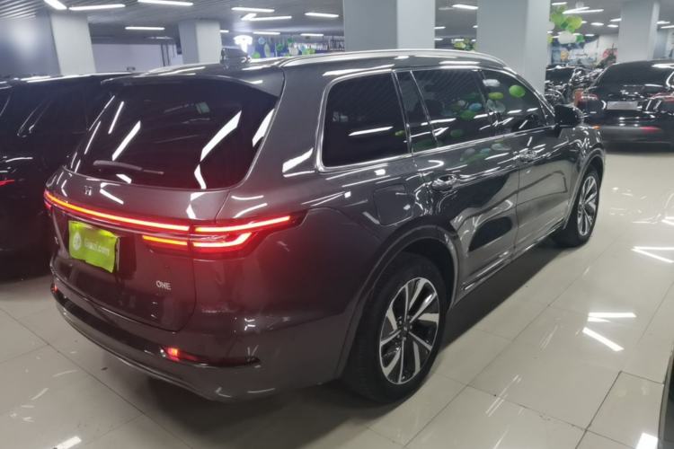 Used Li Auto ONE 2021 Extended-Range 6-Seater Version Rear Right 45 Deg