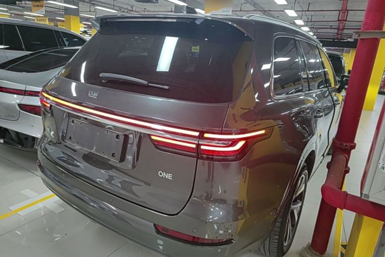 Used Li Auto ONE 2021 Extended-Range 6-Seater Version Rear Right 45 Deg