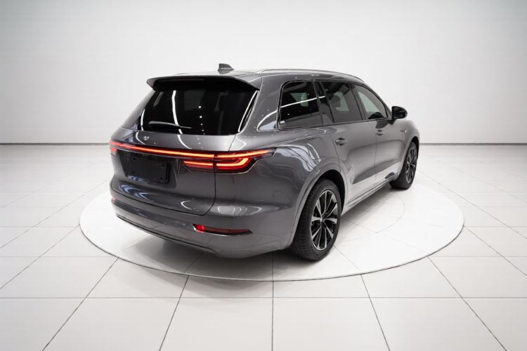 Used Li Auto ONE 2021 Extended-Range 6-Seater Version Rear Right 45 Deg