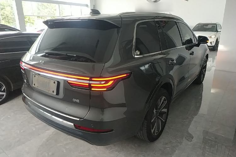 Used Li Auto ONE 2021 Extended-Range 6-Seater Version Rear Right 45 Deg