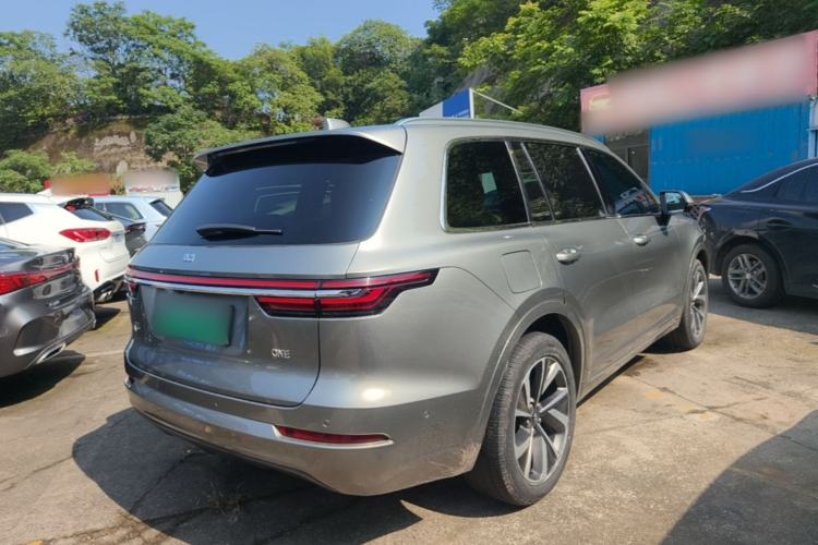 Used Li Auto ONE 2021 Extended-Range 6-Seater Version Rear Right 45 Deg