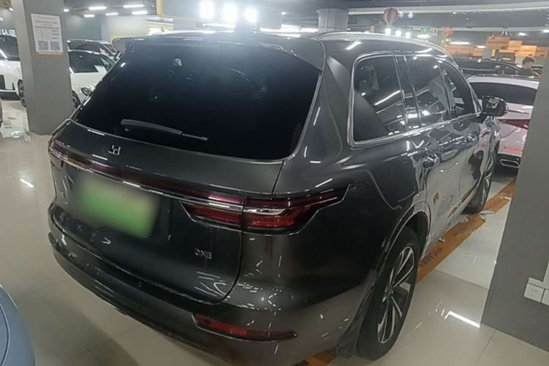 Used Li Auto ONE 2021 Extended-Range 6-Seater Version Rear Right 45 Deg