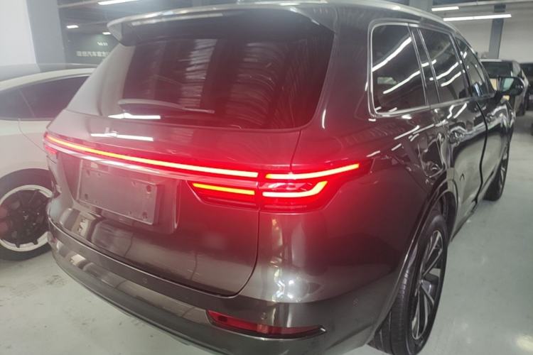 Used Li Auto ONE 2021 Extended-Range 6-Seater Version Rear Right 45 Deg