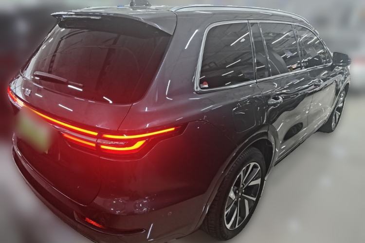 Used Li Auto ONE 2021 Extended-Range 6-Seater Version Rear Right 45 Deg