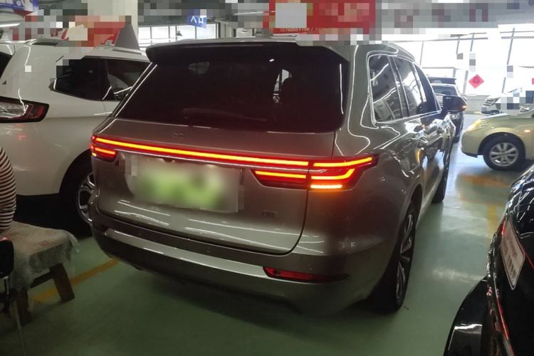 Used Li Auto ONE 2021 Extended-Range 6-Seater Version Rear Right 45 Deg
