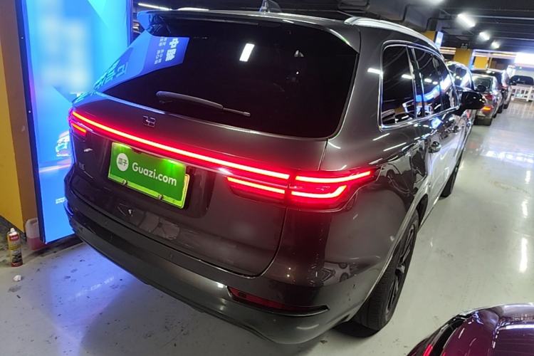 Used Li Auto ONE 2021 Extended-Range 6-Seater Version Rear Right 45 Deg