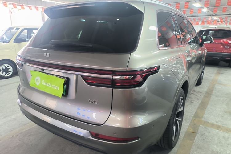 Used Li Auto ONE 2021 Extended-Range 6-Seater Version Rear Right 45 Deg