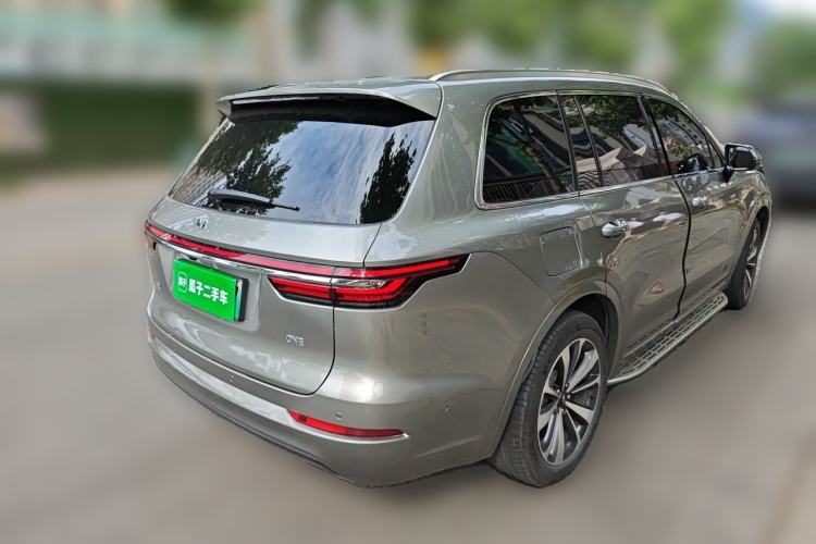 Used Li Auto ONE 2021 Extended-Range 6-Seater Version Rear Right 45 Deg