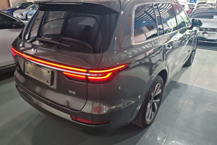 Used Li Auto ONE 2021 Extended-Range 6-Seater Version Rear Right 45 Deg